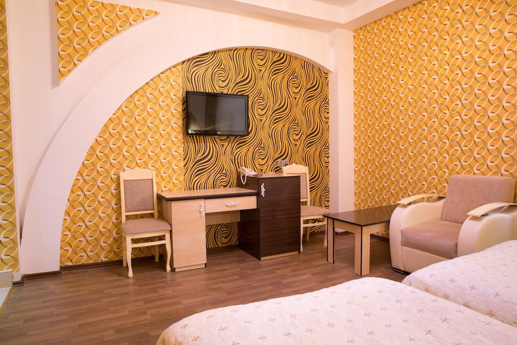 Cinema Boutique Hotel Гянджа Екстер'єр фото