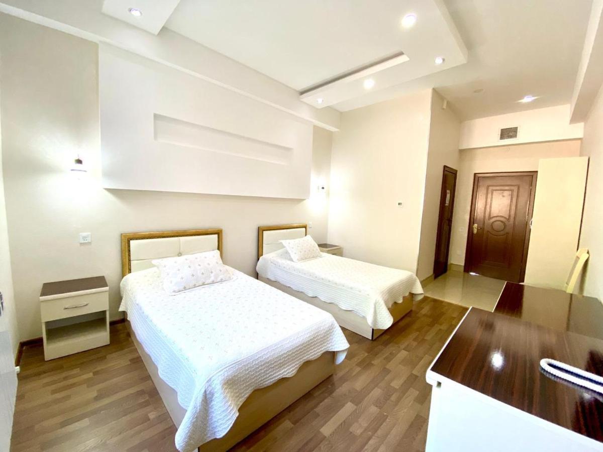 Cinema Boutique Hotel Гянджа Екстер'єр фото