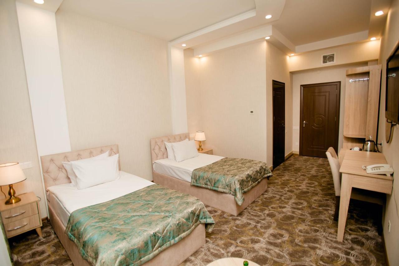 Cinema Boutique Hotel Гянджа Екстер'єр фото