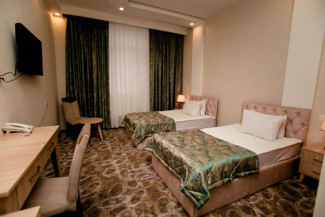 Cinema Boutique Hotel Гянджа Екстер'єр фото