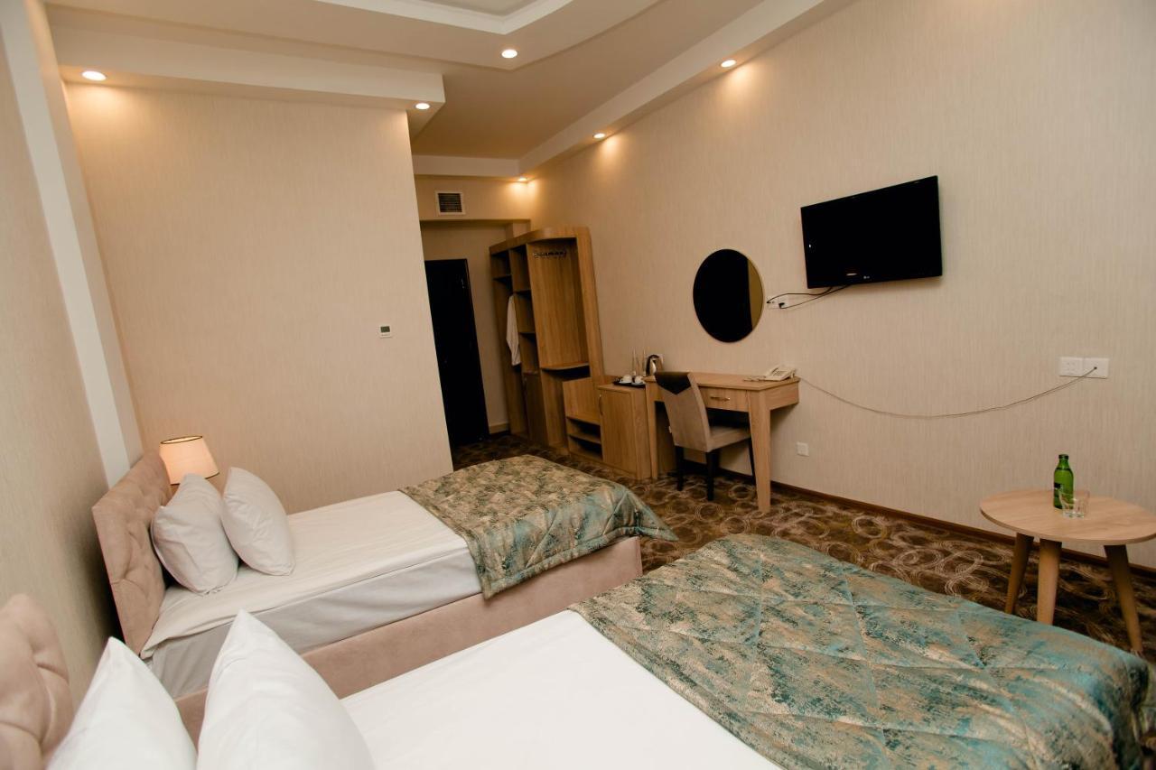 Cinema Boutique Hotel Гянджа Екстер'єр фото