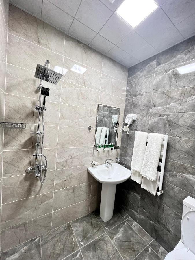 Cinema Boutique Hotel Гянджа Екстер'єр фото