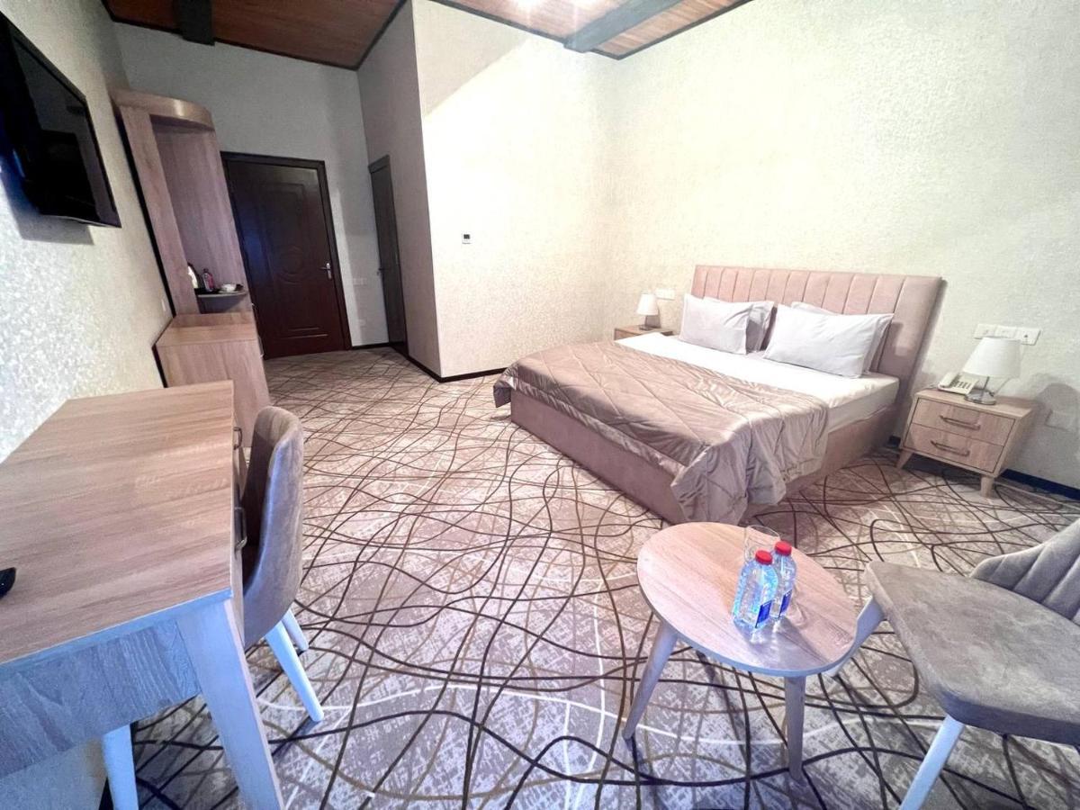 Cinema Boutique Hotel Гянджа Екстер'єр фото