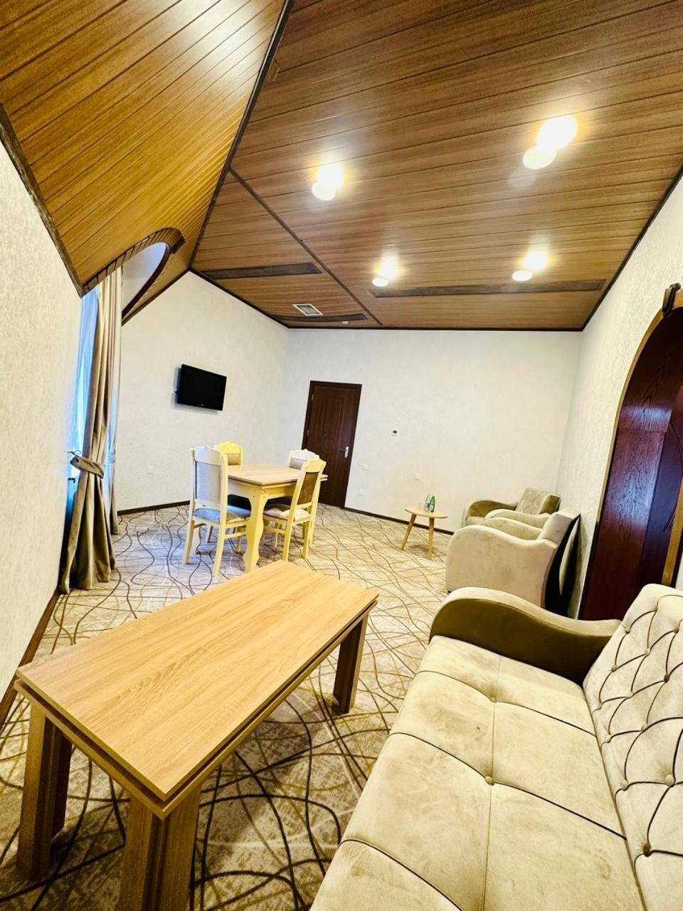 Cinema Boutique Hotel Гянджа Екстер'єр фото