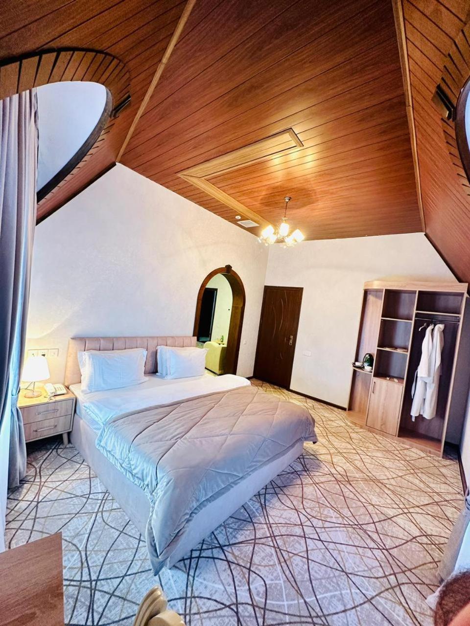 Cinema Boutique Hotel Гянджа Екстер'єр фото